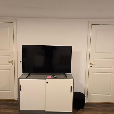 Beautiful 2 Rooms Apartment In Klofta,Near Oslo Airport& Oslo Εξωτερικό φωτογραφία